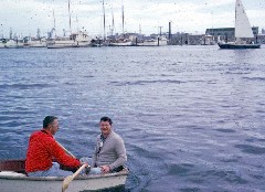 S1119 people in boat